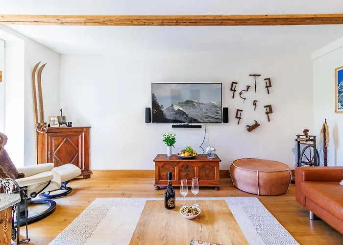 Le Manoir 5 Apartment